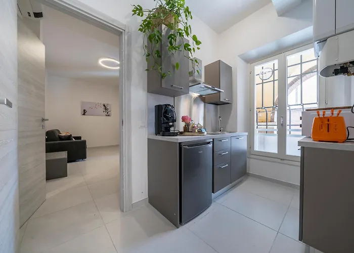 Rua Muro Piano Nobile Family *